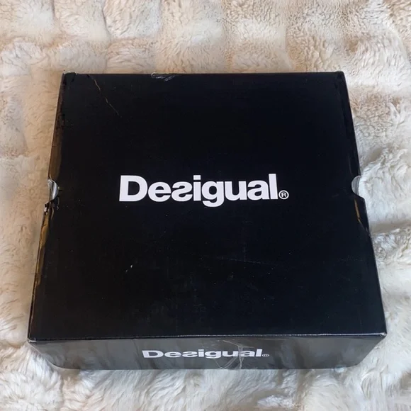 DESIGUAL UNIQUE DESIGNER BOOTS